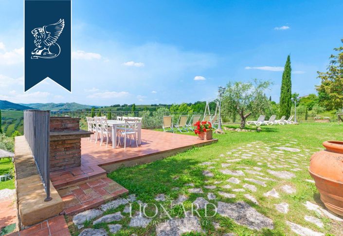 Image No.6-8 Bed Villa for sale