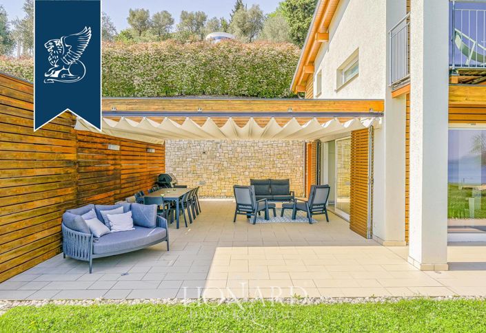 Image No.14-7 Bed Villa for sale