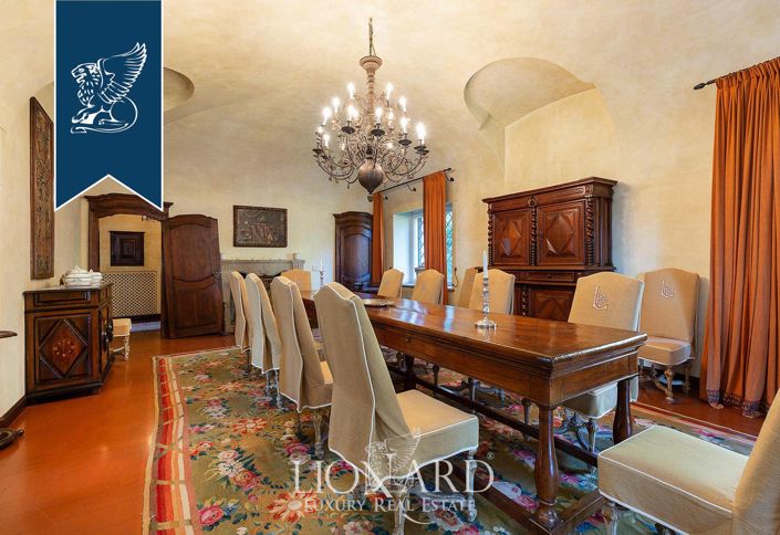 Image No.14-8 Bed Villa for sale