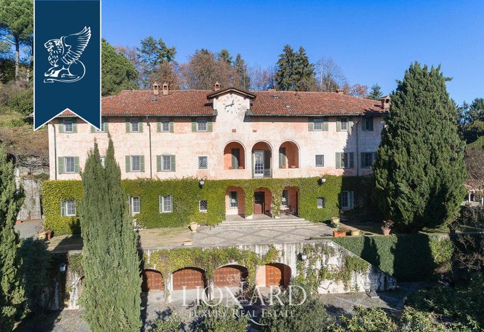 Image No.39-8 Bed Villa for sale