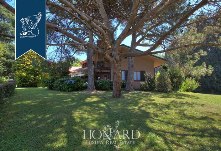 Image No.11-5 Bed Villa for sale