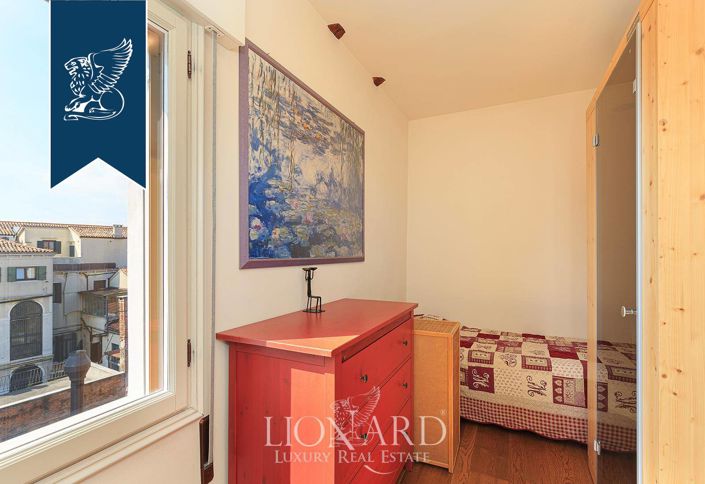 Image No.29-4 Bed Apartment for sale