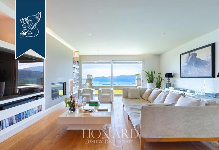 Image No.6-Villa de 7 chambres à vendre à Verbano-Cusio-Ossola