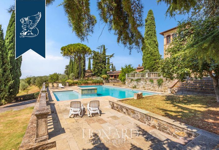 Image No.13-31 Bed Farmhouse for sale