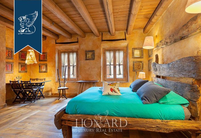 Image No.26-10 Bed Hotel for sale