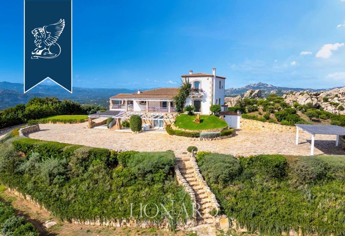 Image No.3-8 Bed Villa for sale