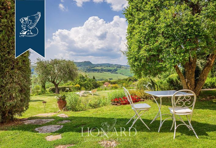 Image No.5-Un hôtel de 8 chambres à vendre à Montepulciano