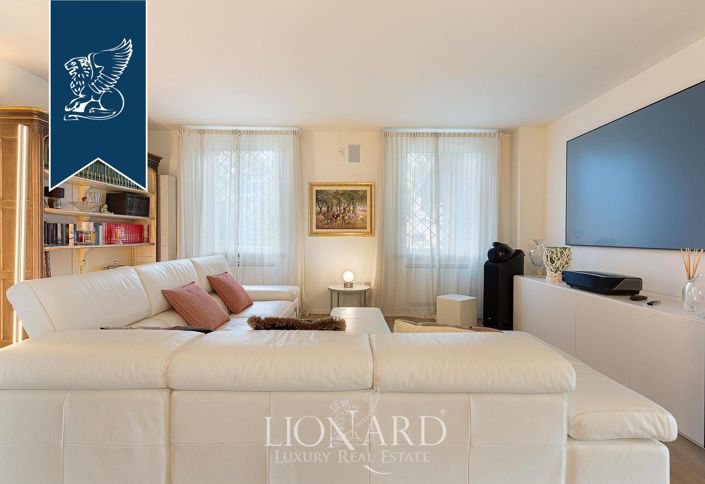 Image No.18-Villa de 8 chambres à vendre à Cecina