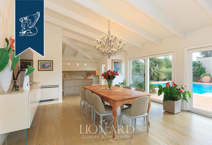 Image No.9-Villa de 8 chambres à vendre à Cecina