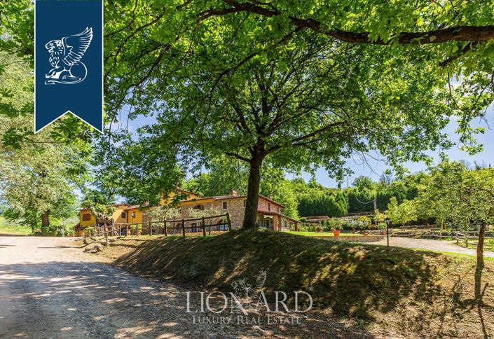 Image No.13-Ferme de 22 chambres à vendre à Reggello