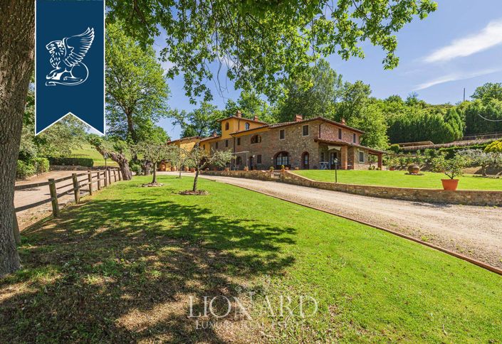 Image No.17-Ferme de 22 chambres à vendre à Reggello