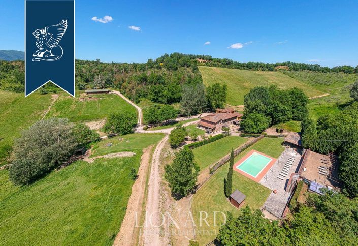 Image No.3-Ferme de 22 chambres à vendre à Reggello