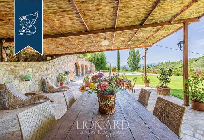 Image No.33-Ferme de 22 chambres à vendre à Reggello