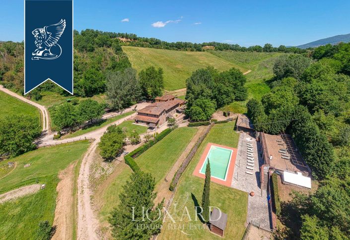 Image No.4-Ferme de 22 chambres à vendre à Reggello