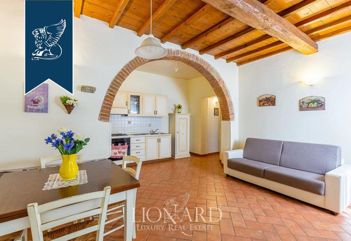 Image No.60-Ferme de 22 chambres à vendre à Reggello