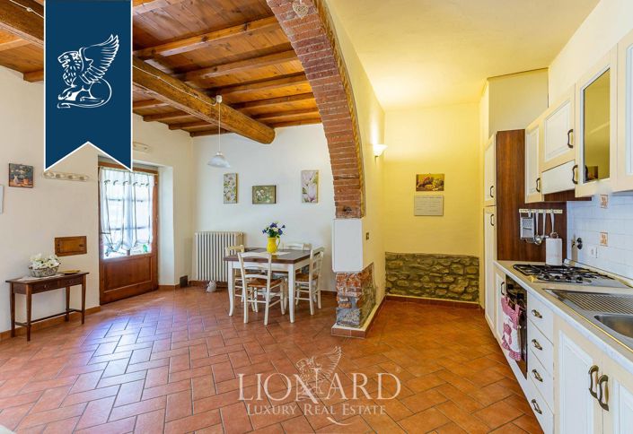 Image No.62-Ferme de 22 chambres à vendre à Reggello