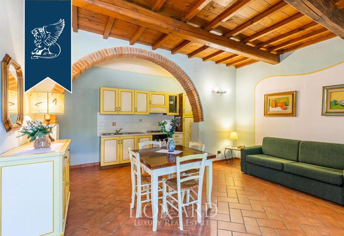 Image No.67-Ferme de 22 chambres à vendre à Reggello