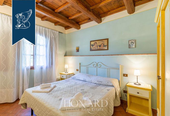 Image No.70-Ferme de 22 chambres à vendre à Reggello