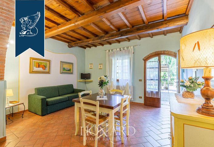 Image No.72-Ferme de 22 chambres à vendre à Reggello