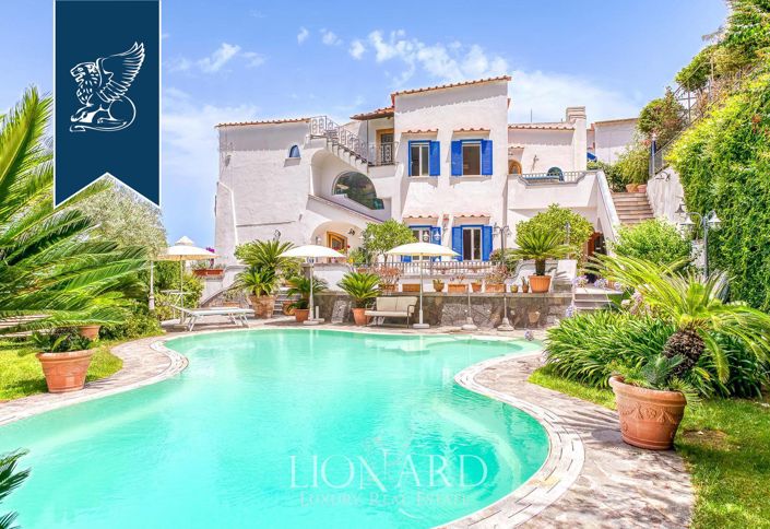 Image No.1-5 Bed Villa for sale