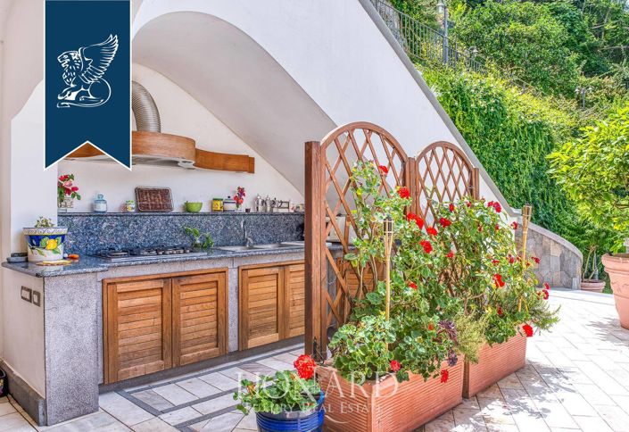 Image No.10-Villa de 5 chambres à vendre à Naples