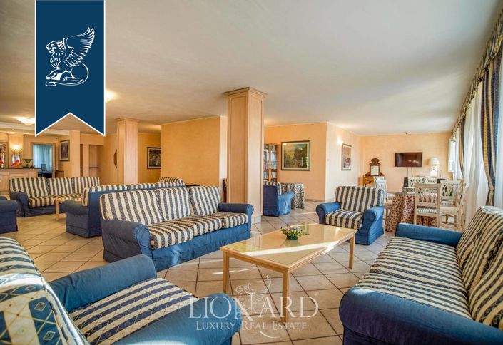 Image No.38-106 Bed Hotel for sale