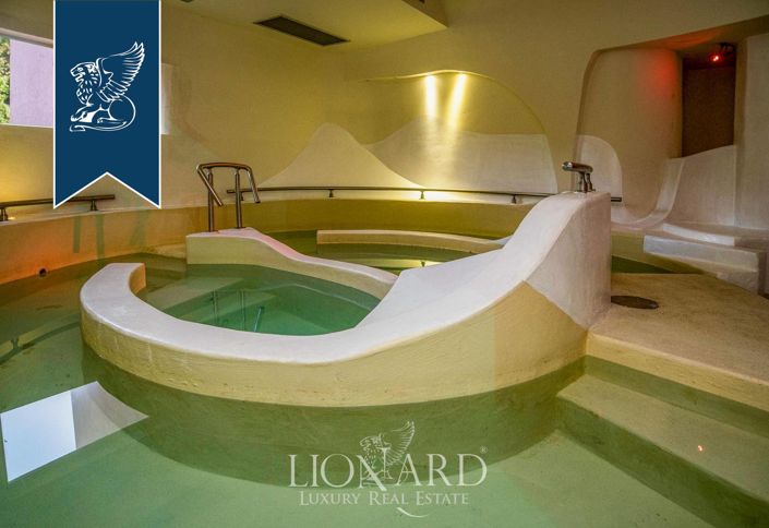 Image No.61-106 Bed Hotel for sale