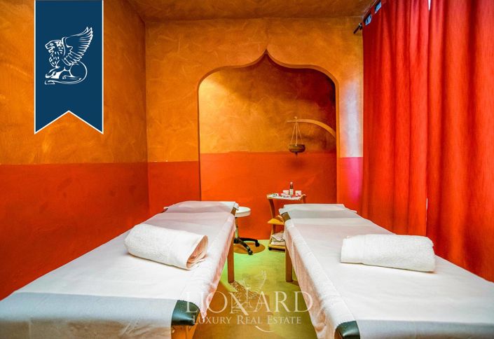 Image No.63-106 Bed Hotel for sale