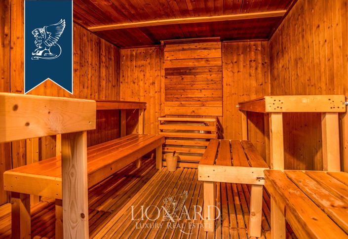 Image No.65-106 Bed Hotel for sale