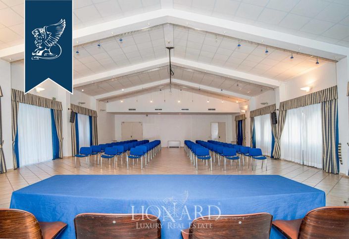 Image No.68-106 Bed Hotel for sale