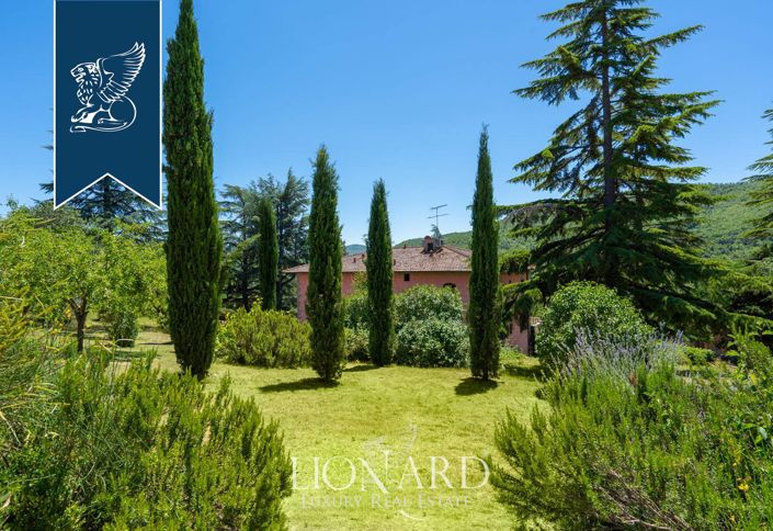 Image No.19-13 Bed Farmhouse for sale