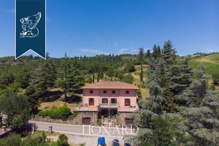 Image No.4-13 Bed Farmhouse for sale