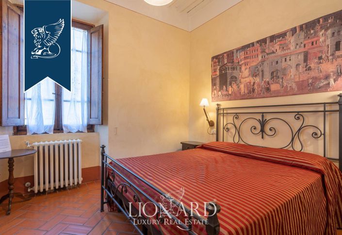 Image No.45-13 Bed Farmhouse for sale