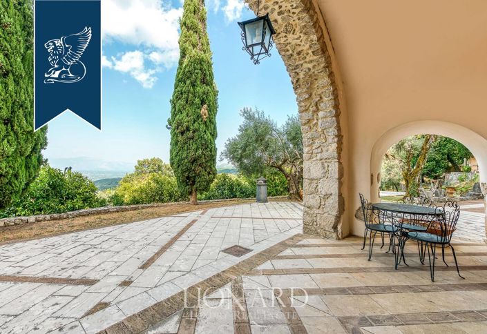 Image No.10-Villa de 7 chambres à vendre à Frosinone