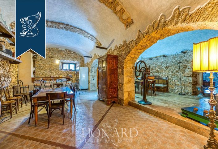 Image No.42-Villa de 7 chambres à vendre à Frosinone