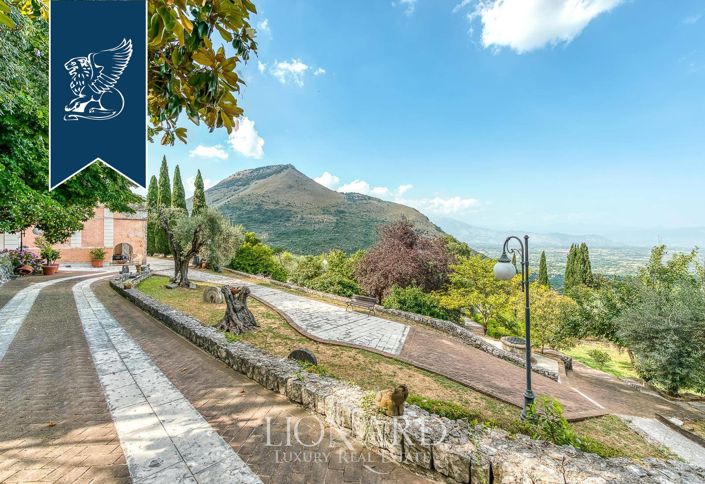 Image No.6-Villa de 7 chambres à vendre à Frosinone