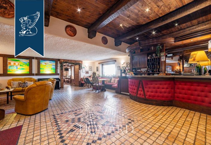 Image No.7-15 Bed Hotel for sale