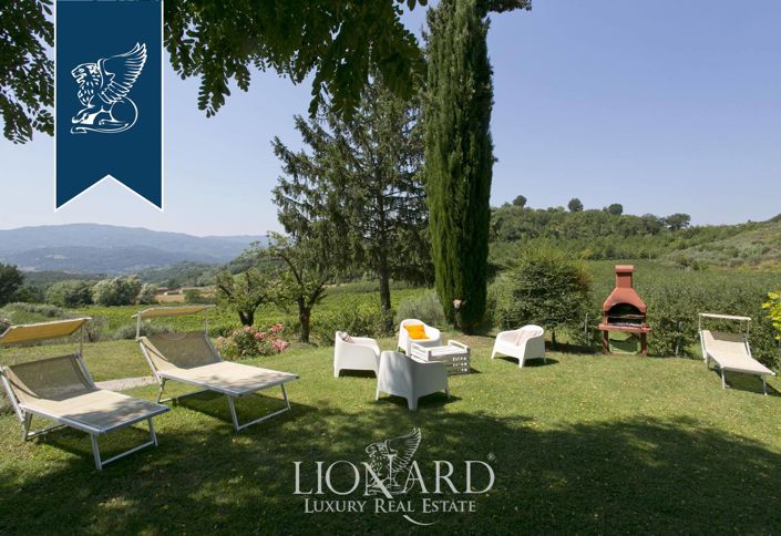 Image No.15-9 Bed Farmhouse for sale