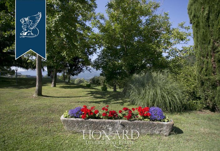 Image No.22-9 Bed Farmhouse for sale