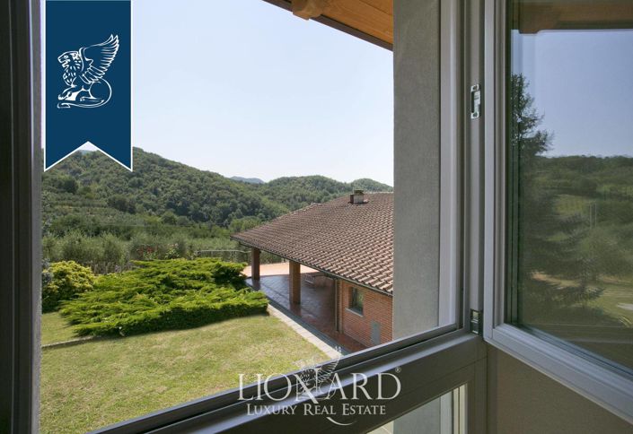 Image No.42-9 Bed Farmhouse for sale