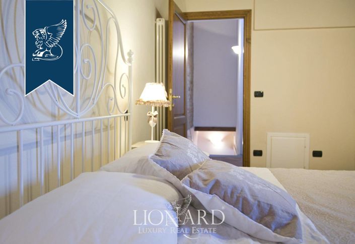 Image No.47-9 Bed Farmhouse for sale