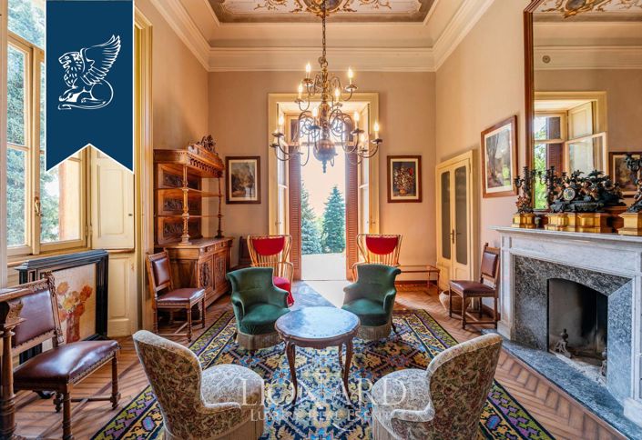 Image No.12-Villa de 7 chambres à vendre à Côme