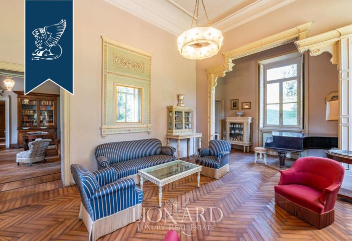 Image No.17-Villa de 7 chambres à vendre à Côme