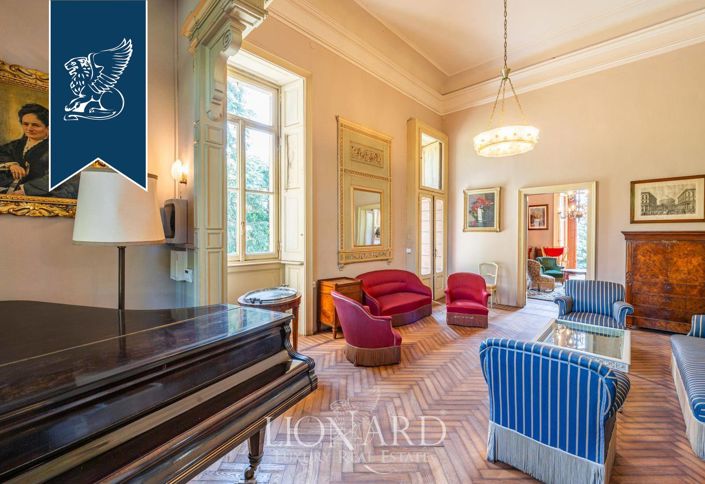 Image No.18-Villa de 7 chambres à vendre à Côme