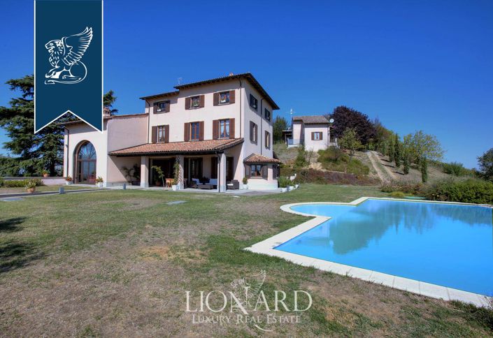 Image No.3-4 Bed Villa for sale