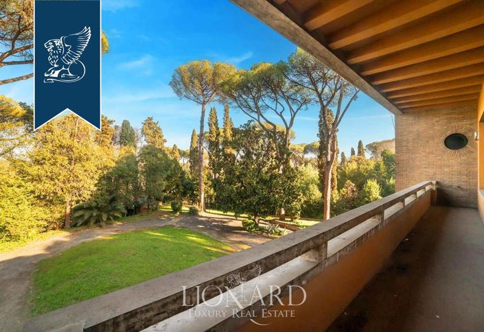 Image No.17-30 Bed Villa for sale