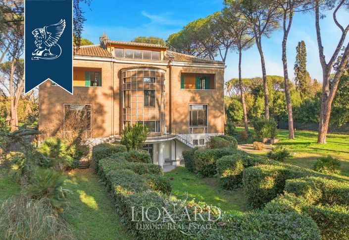 Image No.2-30 Bed Villa for sale