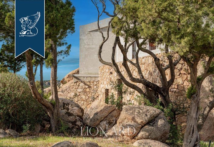 Image No.13-8 Bed Villa for sale