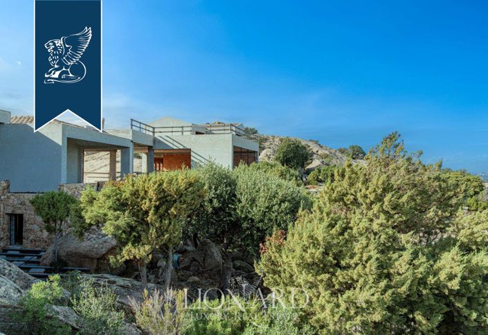 Image No.15-8 Bed Villa for sale