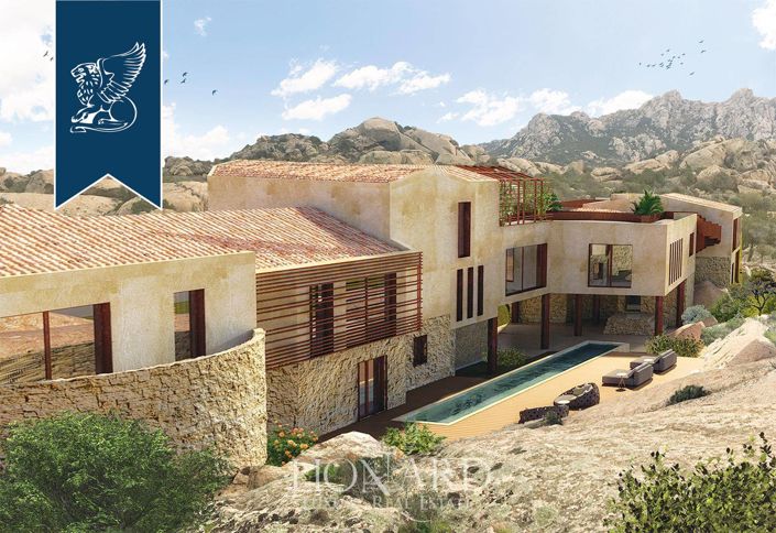 Image No.2-8 Bed Villa for sale